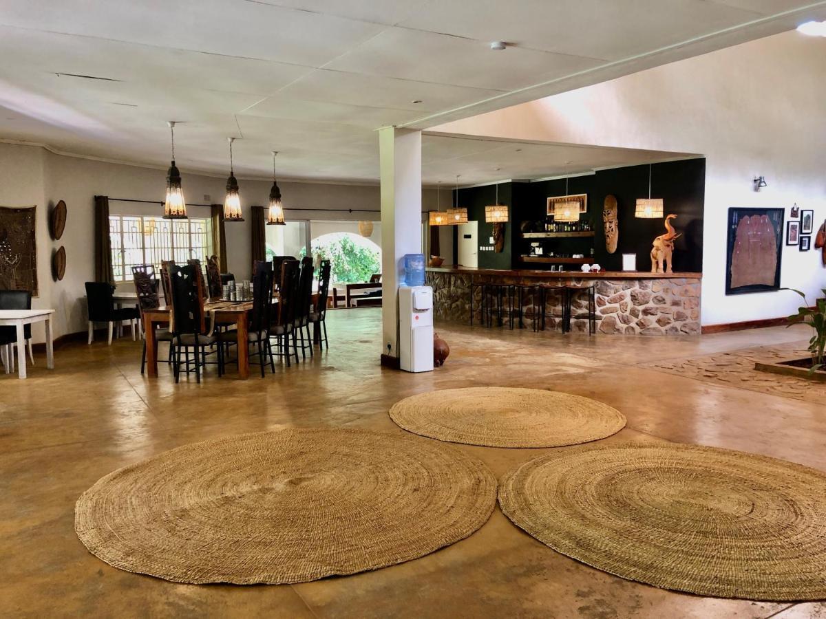 利隆圭Africa House Malawi别墅 外观 照片